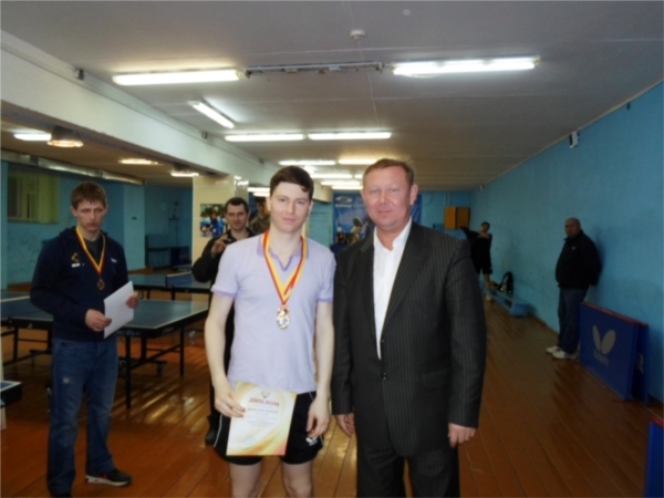 Канашский спортсмен- призер личного и парного разряда чемпионата Чувашской Республики по настольному теннису