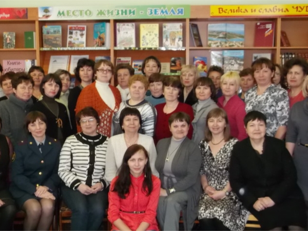 Чувашская детско-юношеская библиотека провела выездное семинарское занятие для библиотекарей города Шумерли
