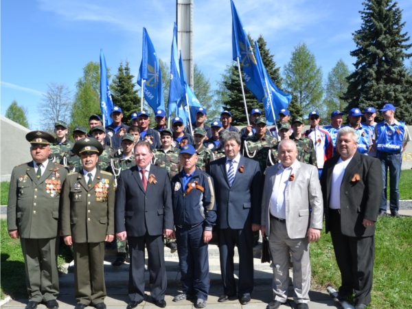 В День Победы в Алатырь прибыла колонна участников международного военно-патриотического автопробега