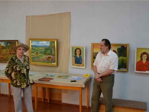 _Выставка картин художницы Анны Овчинниковой в Алатырском художественном музее ждет посетителей