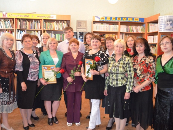 Библиотечное сообщество города Шумерли принимало поздравления с профессиональным праздником