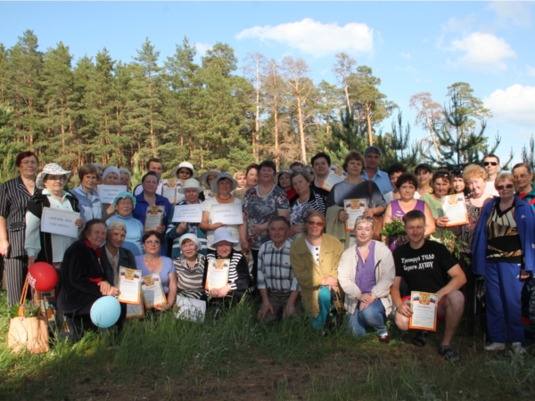 Алатырцы приняли участие в акции «Тропа здоровья - 2013»