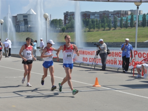 В Чебоксарах стартовал Чемпионат и первенство России по спортивной ходьбе