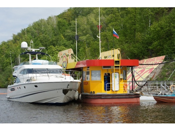 Первая заправка на воде