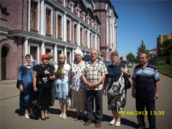 _г.Алатырь: активисты микрорайона «Западный» в очередной раз посетили Свято-Троицкий мужской монастырь