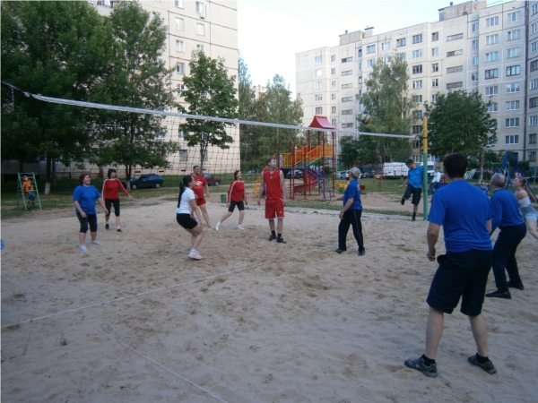 В ТОС «Рябинка» прошел турнир по волейболу, посвященный Дню Республики