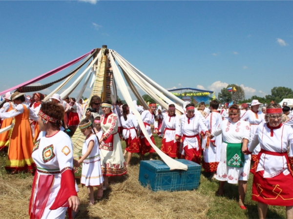 Второй день Цивильской Тихвинской ярмарки посвящен «Акатую»