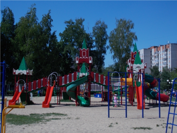 _В 34 дворах Московского района г.Чебоксары планируется установить детские площадки и малые архитектурные формы