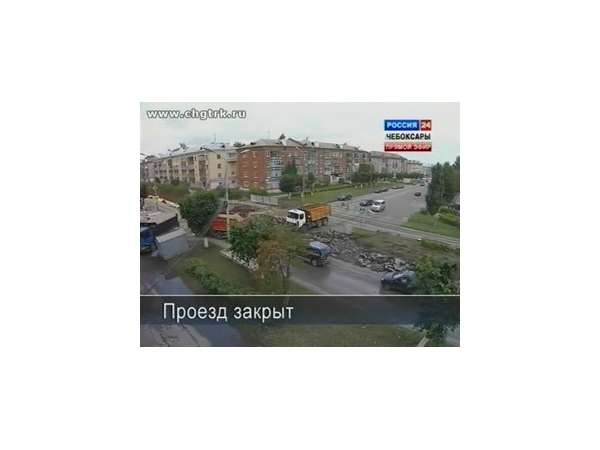 В центре Чебоксар продолжается ремонт трубопровода