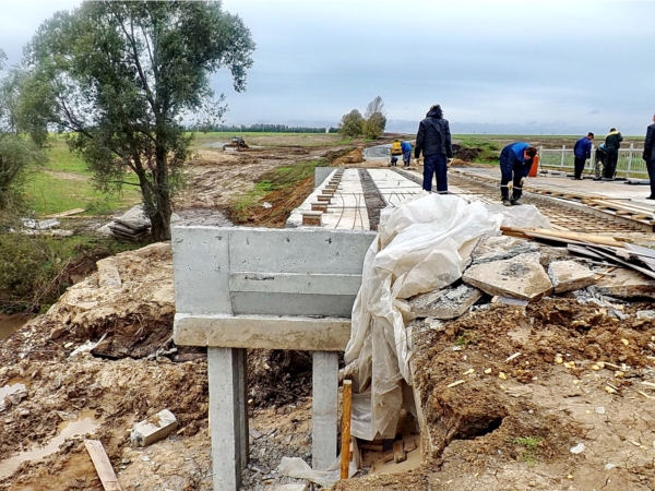 Михаил Янковский проинспектировал ход строительства автомобильной дороги в обход Новочебоксарска к полигону твёрдых бытовых отходов