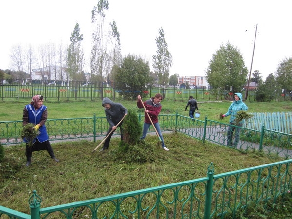 Работники МУП «БТИ» приняли активное участие в санитарно-экологическом субботнике