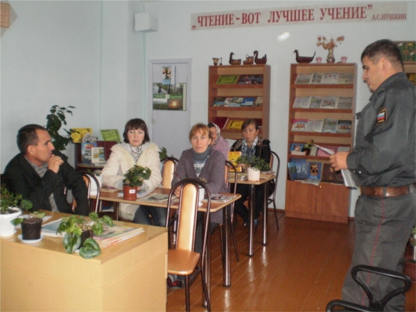 Актив Совета профилактики Малотаябинского сельского поселения на очередном заседании