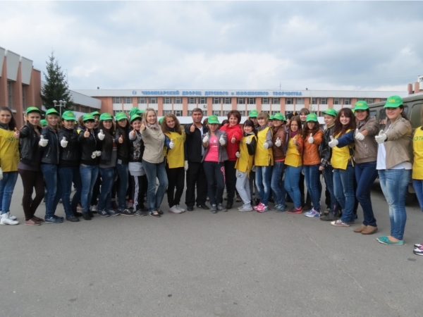 Ленинский район г. Чебоксары: 1245 волонтеров приняли участие в молодежных экологических мероприятиях, собрано 2076 мешков мусора