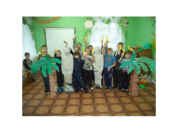 г. Алатырь: насыщенной была программа пребывания ребят в лагере при социально-реабилитационном центре для несовершеннолетних
