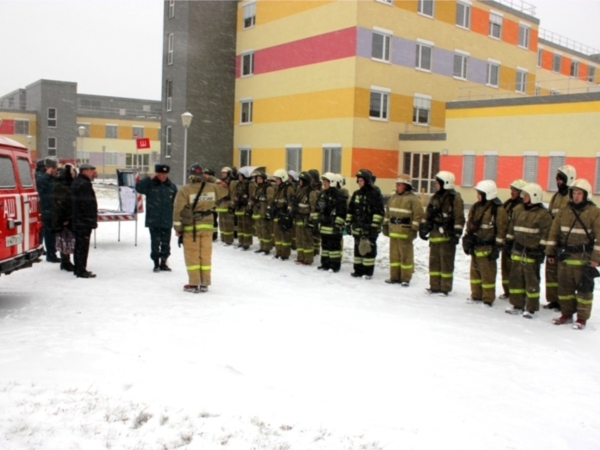 Во всех учреждениях Ленинского района с массовым пребыванием людей пройдут мероприятия по обеспечению пожарной безопасности