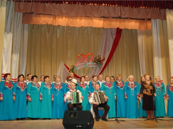 Юбилей народного хора ветеранов: песня - наша жизнь
