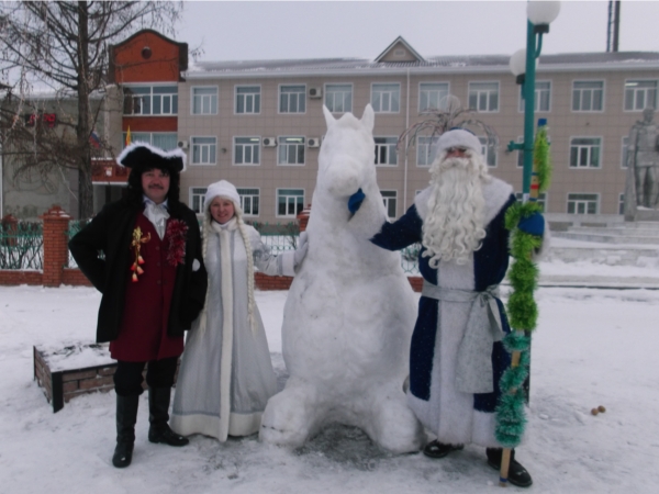 В Яльчикском районе слет Дедов Морозов и Снегурочек дал старт новогодним праздникам