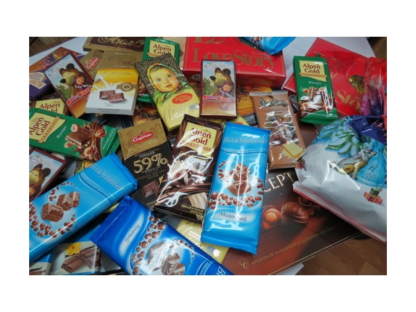Во имя добрых дел: благотворительная акция «Шоколадный подарок каждому ребенку» продолжается