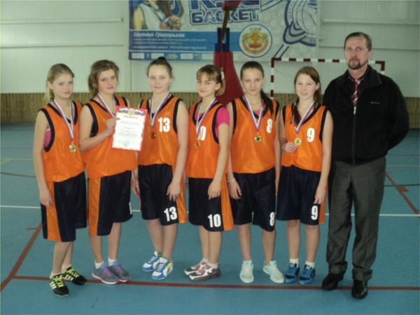 В Алатырском районе прошли соревнования по баскетболу среди школьников