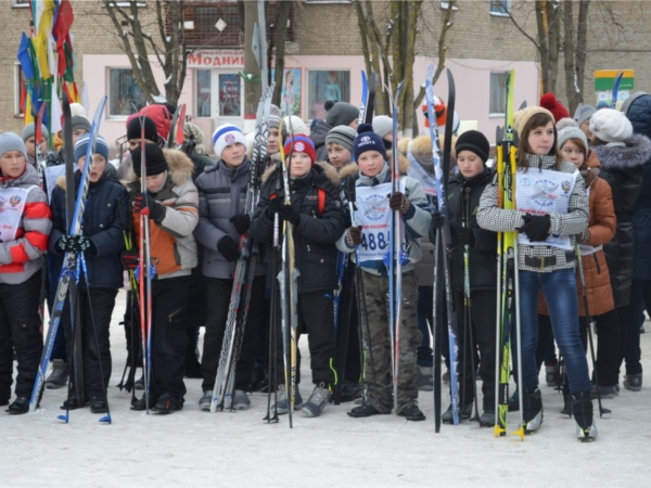 В Шумерле состоялась массовая лыжная гонка «Лыжня России - 2014»