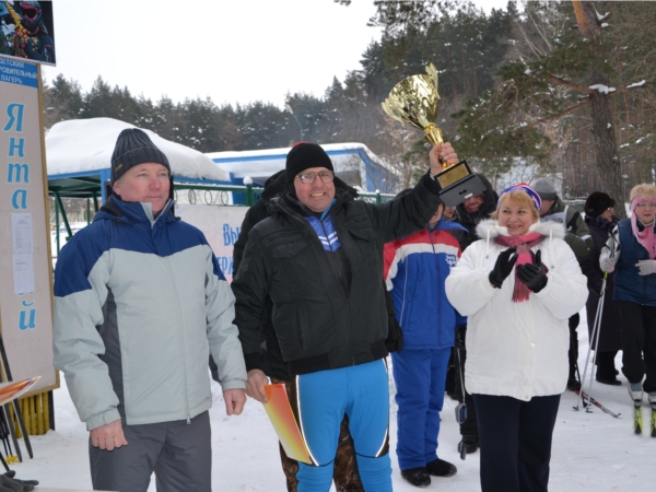 Более 800 участников вышли на «Лыжню России - 2014» в Алатыре