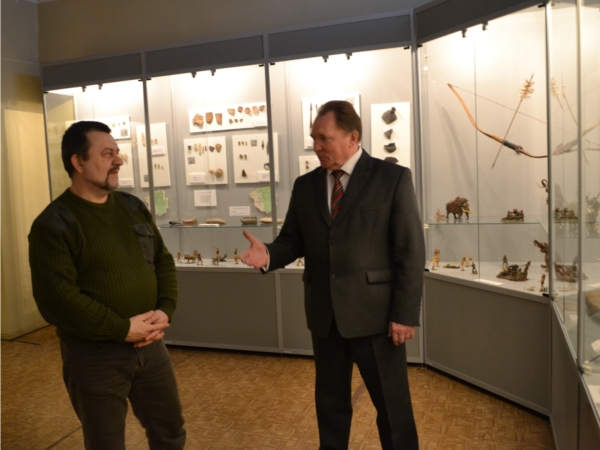 Глава администрации города Алатыря Михаил Марискин посетил городские музеи