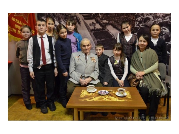 Чебоксарская молодежь воспитывается на лучших примерах героизма, доблести, верности долгу ветеранов Великой Отечественной войны