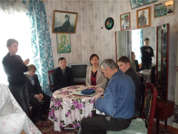 Ученики Новоайбесинской школы встретились с отцом погибшего воина-интернационалиста Анатолия Курловича