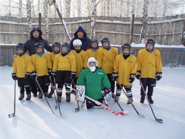 Первый соревновательный опыт юных хоккеистов города Канаша
