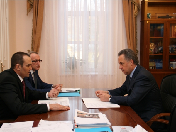 Рабочая встреча М. Игнатьева с министром спорта России В. Мутко