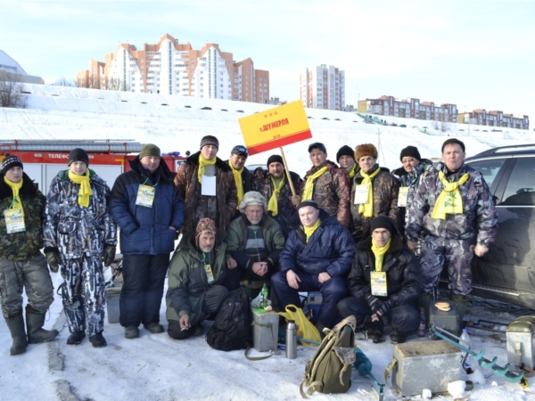 Шумерлинцы приняли участие во Всероссийском рыболовном фестивале по зимней ловле «Рыбак-Рыбака»