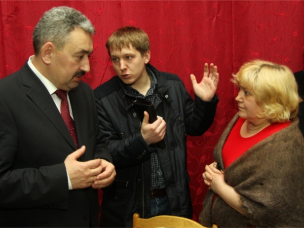Встреча главы города Чебоксары Леонида Черкесова с жителями Калининского района: разговор в форме открытого диалога - эффективная форма работы