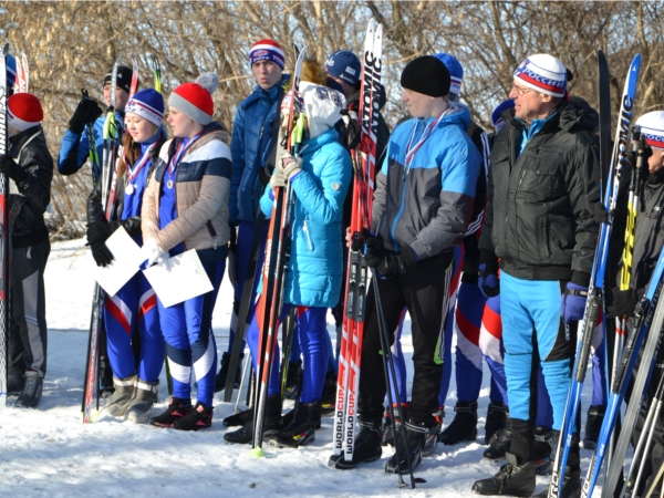 В награду сильнейшим участникам лыжной эстафеты - бесплатная подписка на газету «Алатырские вести»