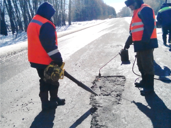 ОАО «Автодорсервис» отремонтировано 129,7 кв. м дорожного полотна за минувшие сутки