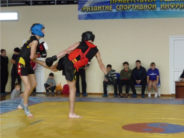 Максим Николаев - серебряный призер чемпионата России по ушу-саньда