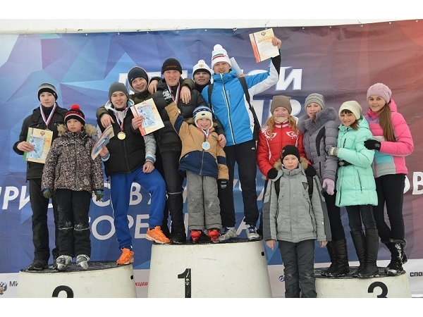 Лед надежды нашей: в столице Чувашии прошли детско-юношеские конькобежные соревнования