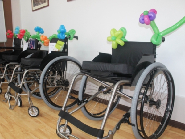 Спортивные коляски для «людей без ограниченных возможностей»
