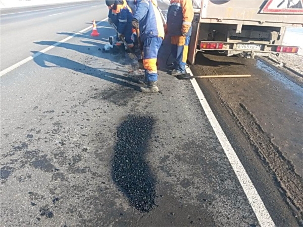 В Янтиковском районе ямочный ремонт на автодорогах местного значения выполняет ООО &quot;Ликта&quot;