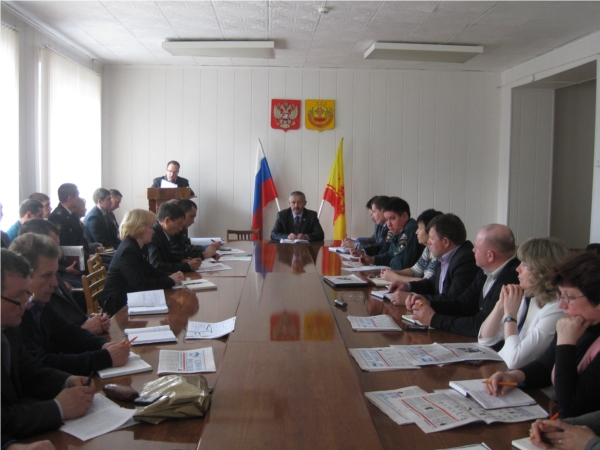 Состоялись публичные слушания по проекту отчета об исполнении бюджета Янтиковского района за 2013 год
