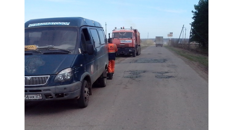 В Цивильском районе продолжается ремонт дорог местного значения