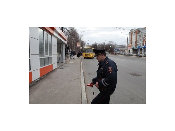 В Чебоксарах прошла комиссионная проверка состояния остановок общественного транспорта в Московском районе (ИА "Мангазея")