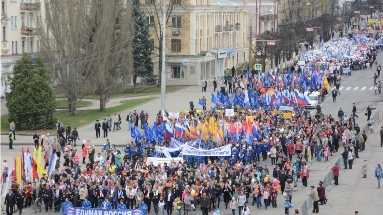 В День Весны и Труда в столице Чувашии состоялось праздничное первомайское шествие