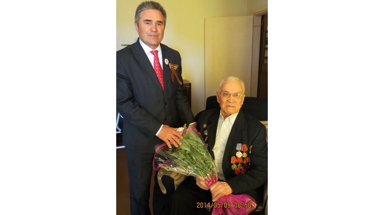Сегодня участник Курской битвы Георгий Кудряшов отмечает двойной праздник - День Победы и 90-летний юбилей