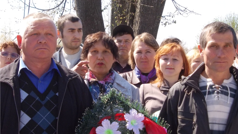 Аликовский район: Наш долг – помнить и чтить героев Отечества