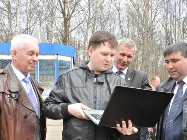 Рощу опутают глобальной сетью