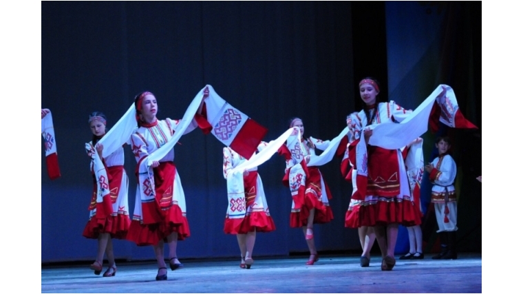 Танцевальные коллективы «Надежда» и «Радость» Ядринской ДШИ им. А.В. Асламаса выступили достойно
