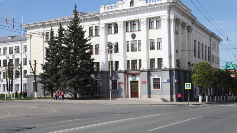 Леонид Черкесов главными задачами текущей недели определил подготовку к Дню России и Дню Республики, усиление вопросов противопожарной безопасности, завершение работ по благоустройству