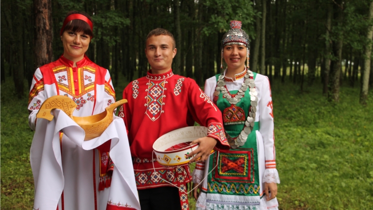 В Шумерлинском районе состоялся традиционный праздник песни, труда и спорта «Акатуй – 2014»