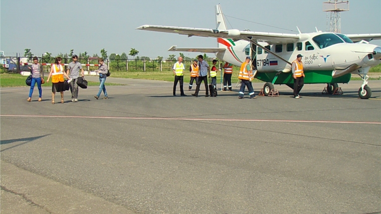 1044 пассажира воспользовались авиарейсами в Самару и Уфу
