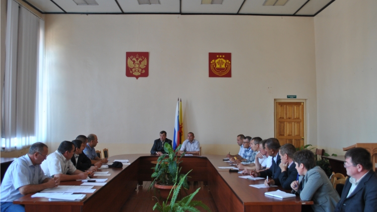 Заседание комиссии по безопасности дорожного движения в Шемуршинском районе Чувашской Республики.